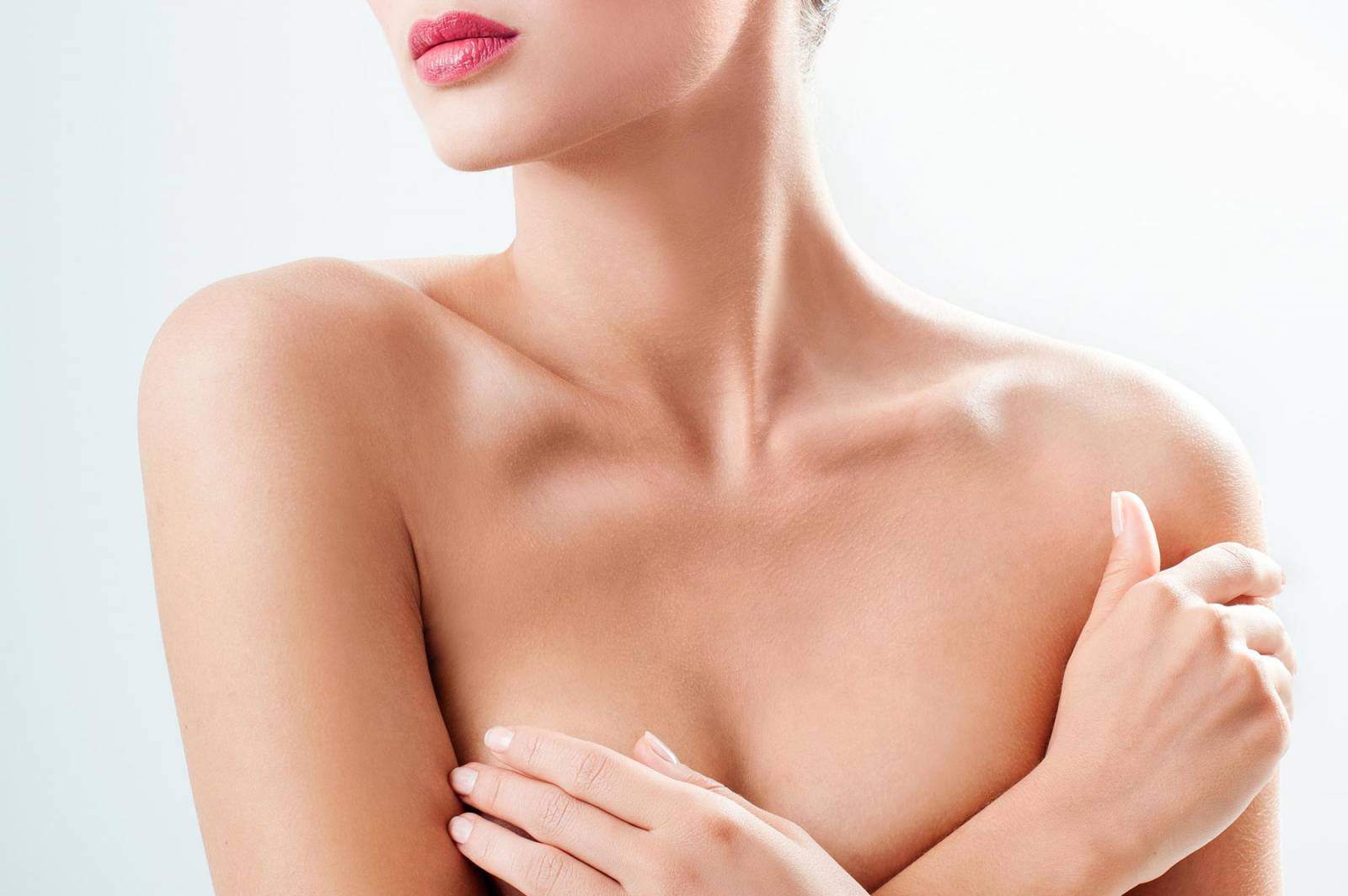 эпиляция волос на груди у женщин фото 9